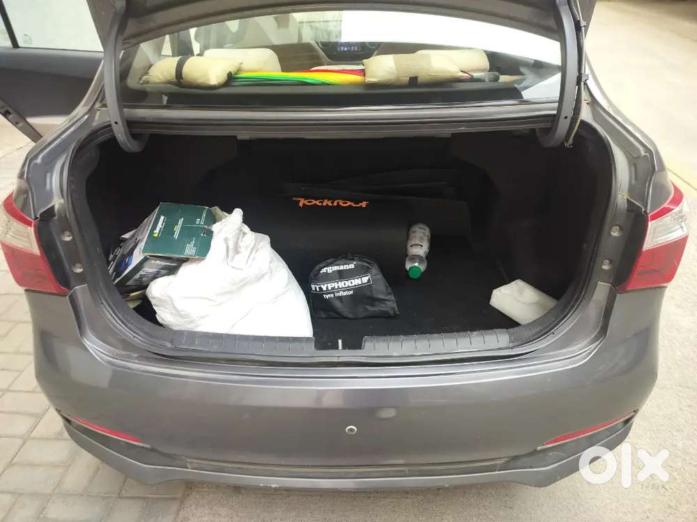 Hyundai Xcent 2017 Petrol Well Maintained