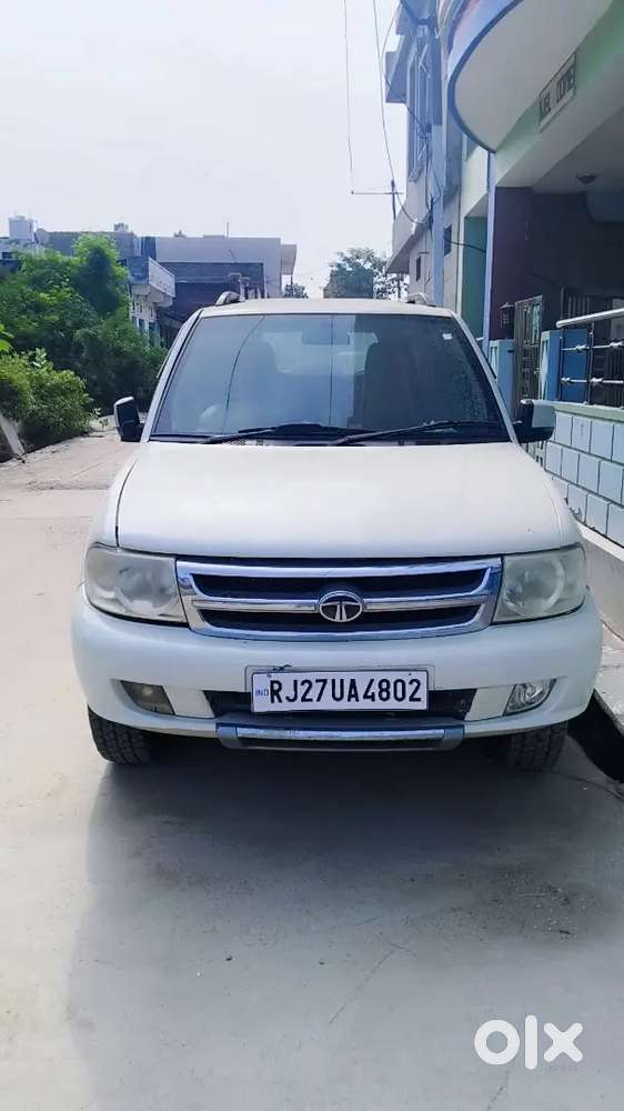 Tata Safari Dicor 2012