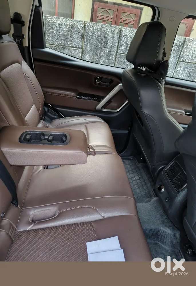 Mahindra Scorpio-n Z8 S, 2025 Petrol At 7 Str