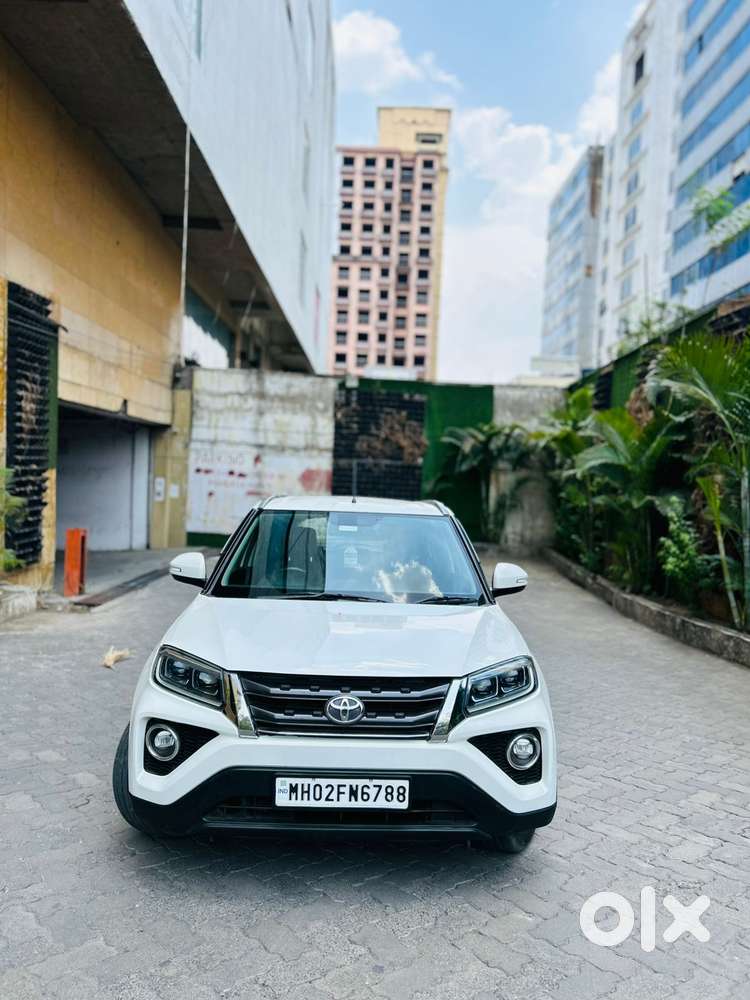 Toyota Urban Cruiser 1.5 Premium Grade At, 2021, Cng & Hybrids