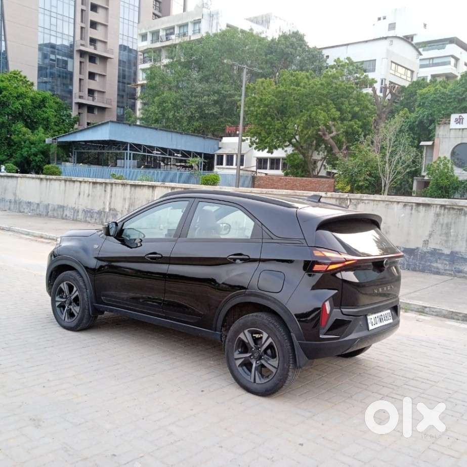 Tata Nexon Fearless Plus (ps) 1.2 Petrol Dca (adas) Red Dark Edition..