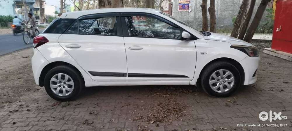 Hyundai I20 Petrol Cvt Magna Executive, 2016, Petrol