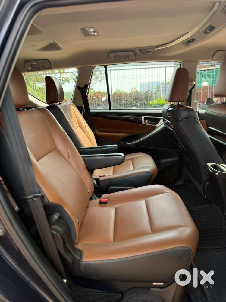 Toyota Innova Crysta Zx 2.4 Diesel 7 Seater, 2022, Diesel