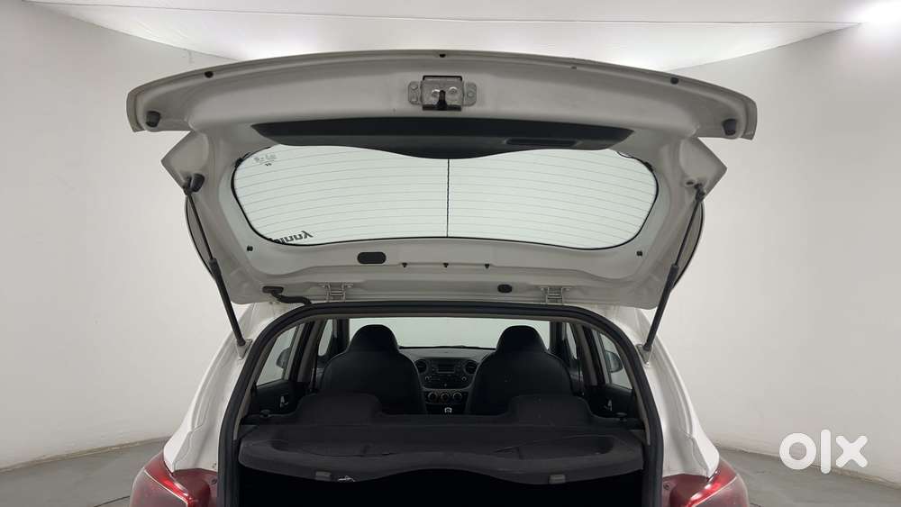 Hyundai Grand I10 1.2 Kappa Sportz, 2016, Petrol