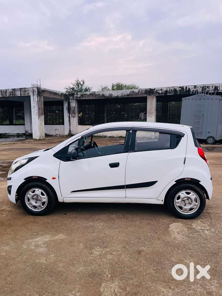 Chevrolet Beat Petrol+cng Manual 2016