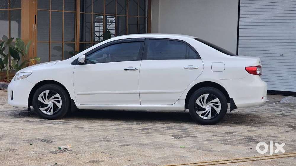 Toyota Corolla Altis 1.8 J, 2012, Diesel
