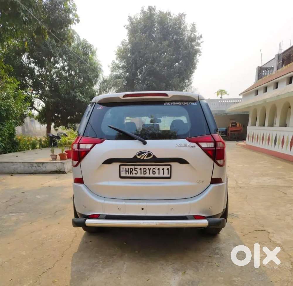 Mahindra Xuv500 2.2 W7 2019