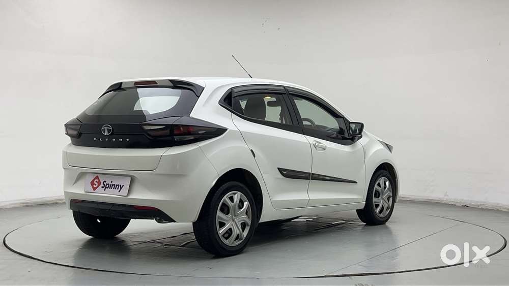Tata Altroz 1.2 Xm Plus, 2021, Petrol