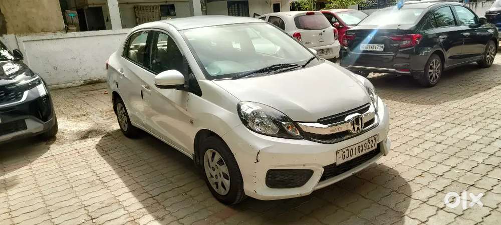 Honda 1.5 Diesel Full Insurance With 1st Owner