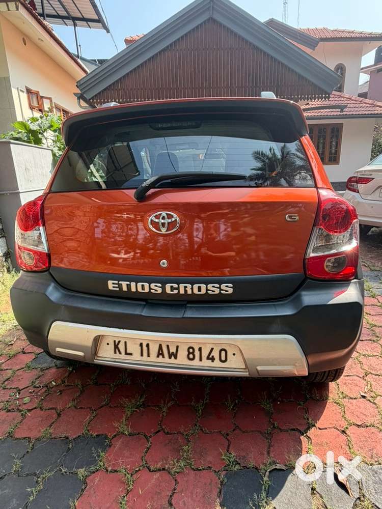 Toyota Etios Cross
