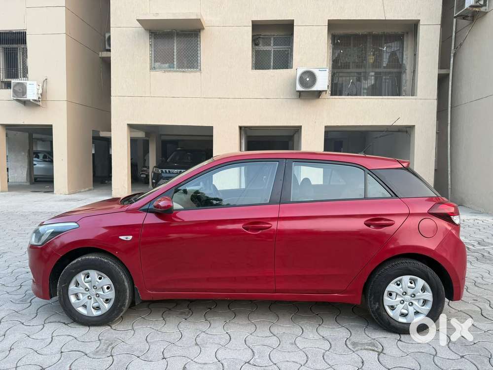 Hyundai I20 Magna 1.2 Mt, 2016, Petrol