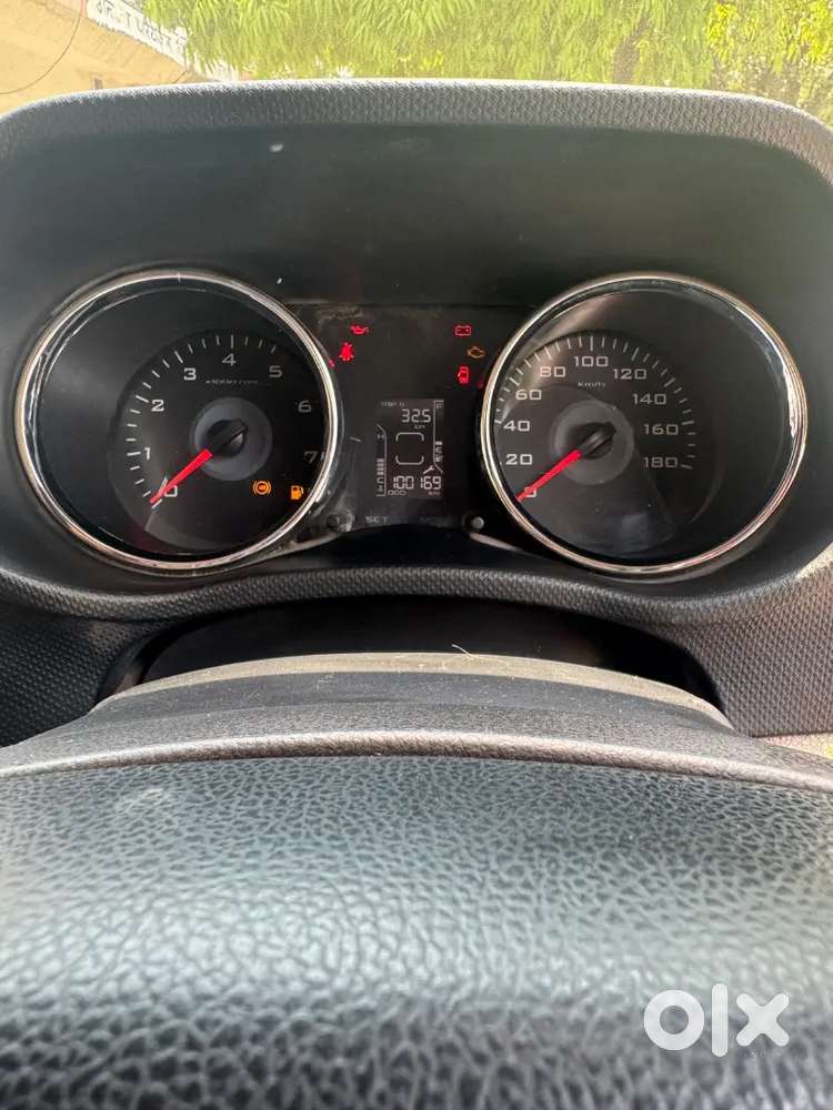 Mahindra Tuv 300-t10 In Very Good Condition And Everything Working
