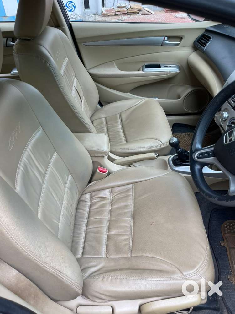 Honda City 1.5 V Petrol 2010