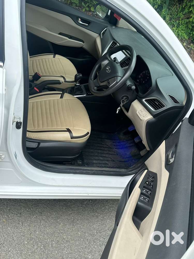 2018/10 Months Hyundai Verna Petrol