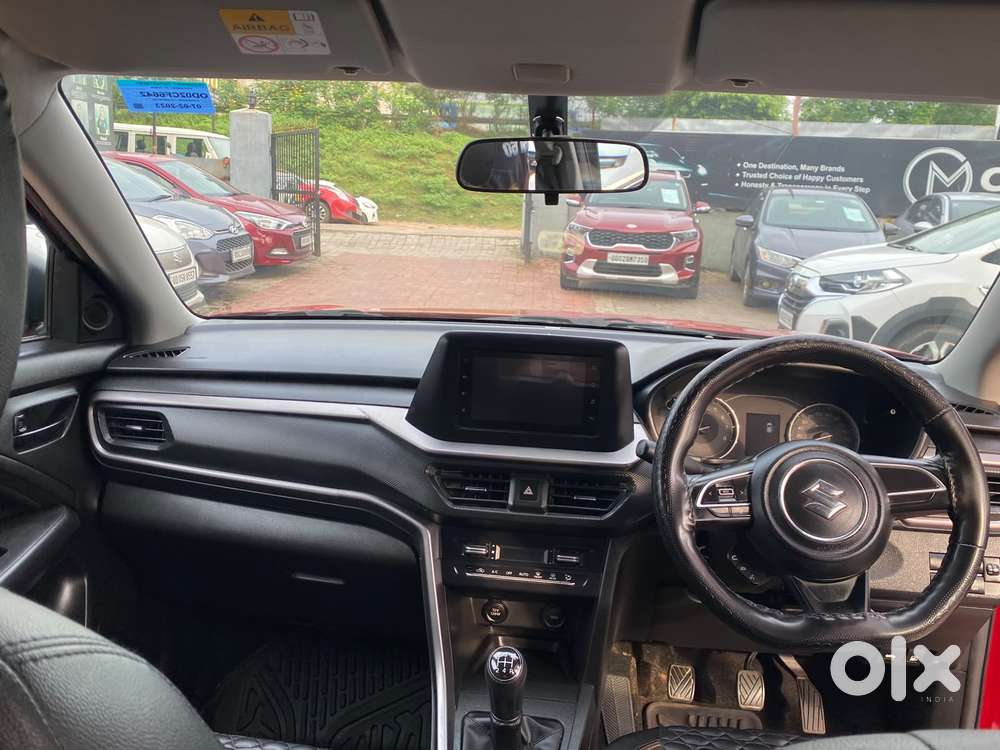 Maruti Suzuki Brezza Vxi At, 2023, Petrol