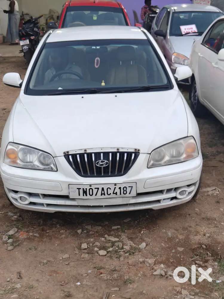Hyundai Elantra Petrol 2004
