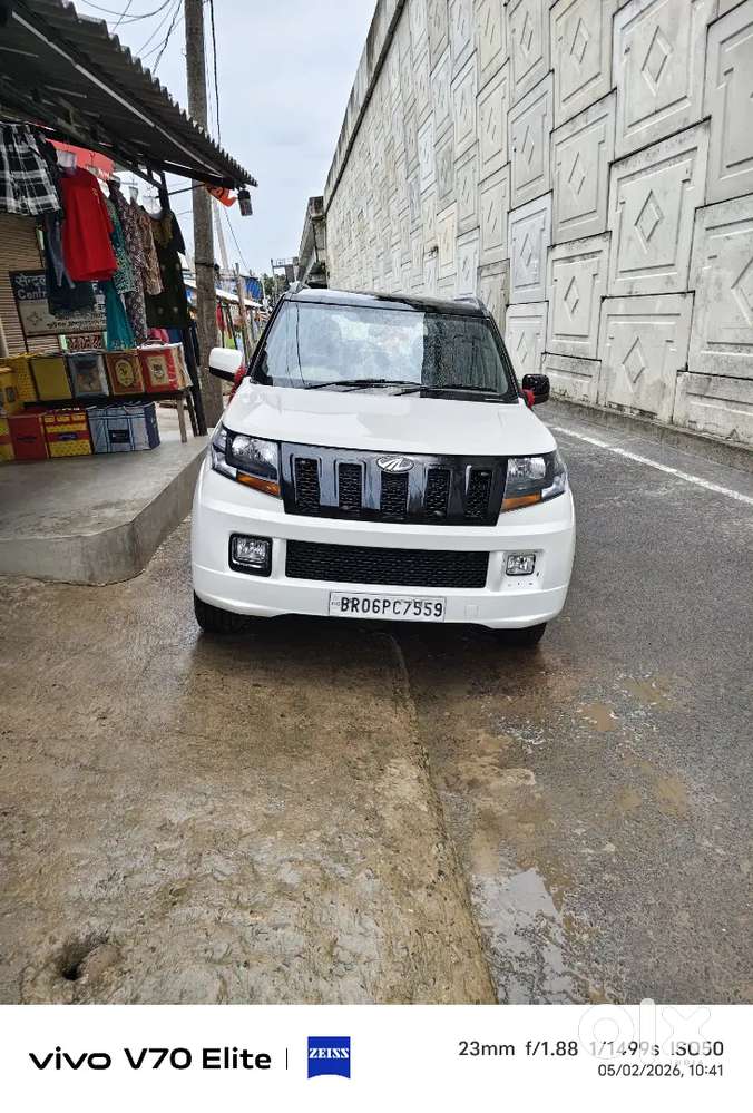 Mahindra Tuv 300 2016 Diesel Well Maintained