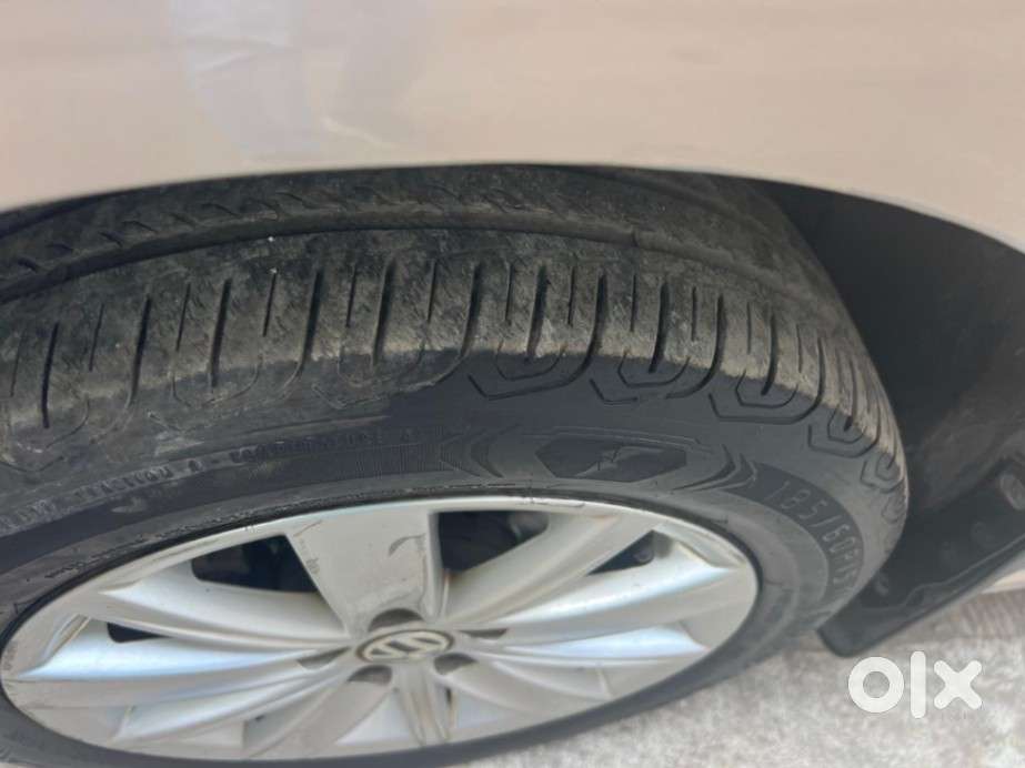 Volkswagen Vento 1.2 Tsi Highline Plus At, 2016, Petrol