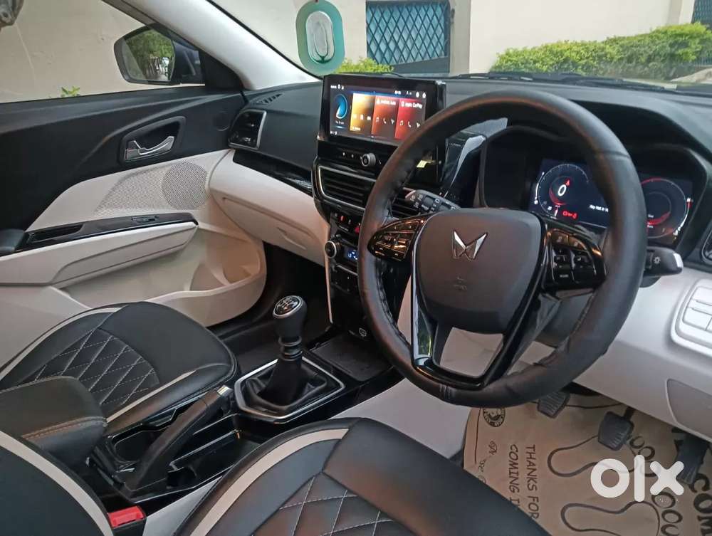 Mahindra Xuv 3xo Ax5 Ds Mt, 2025, Diesel