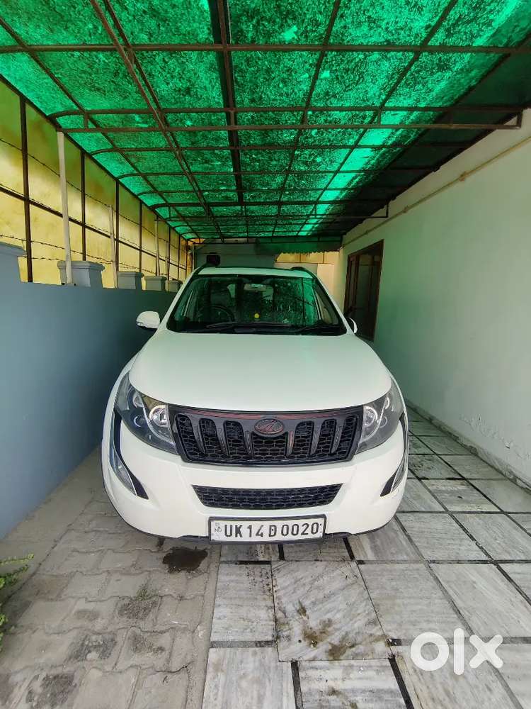Mahindra Xuv500 Diesel 2.2 At 2017