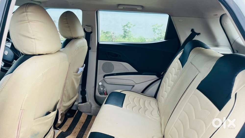 Mahindra Xuv300 July2022 Diesel Well Maintained