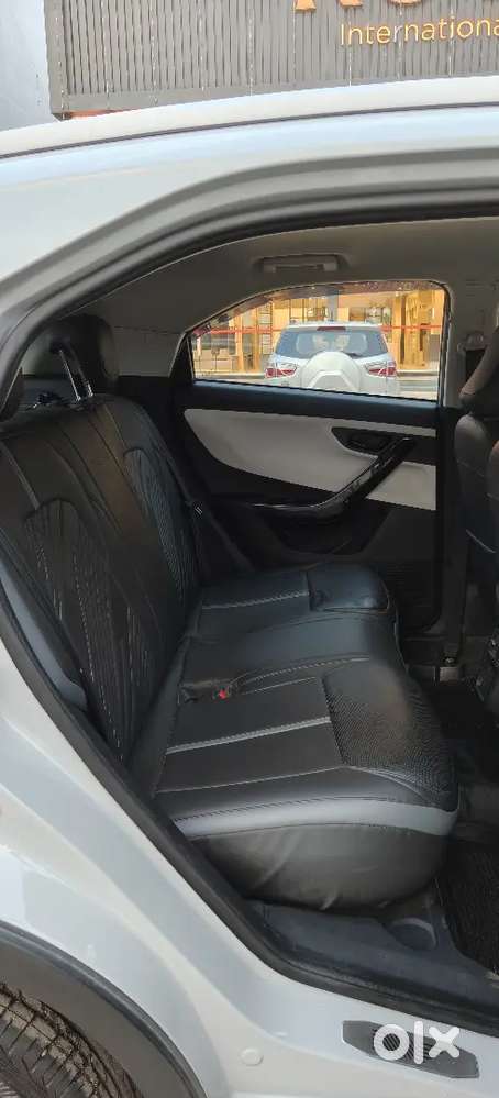 Tata Nexon Pure Plus 1.5 Turbo Diesel 2025
