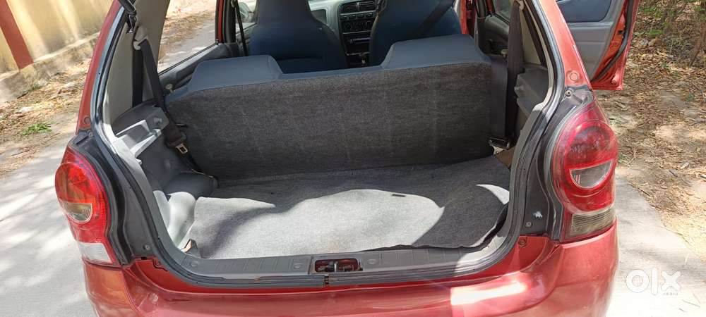Maruti Suzuki Alto K10 2010-2014 Vxi, 2011, Petrol