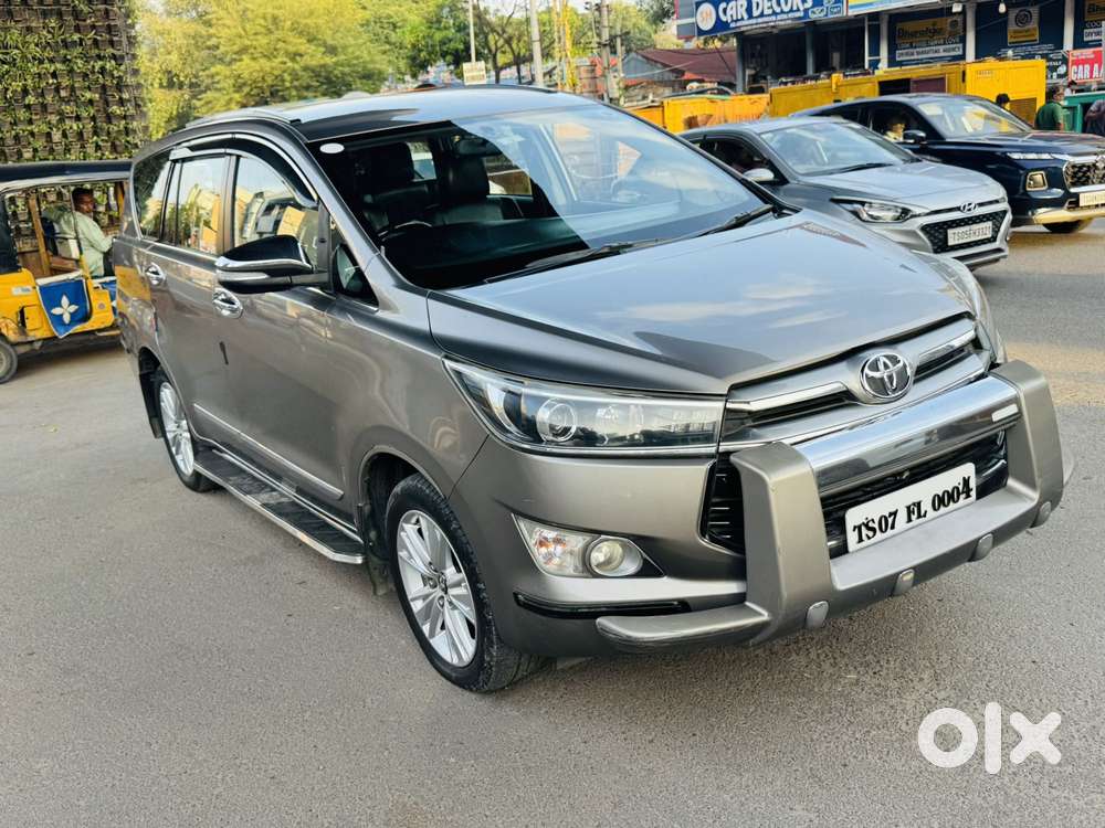Toyota Innova Crysta Zx 2.4 Diesel 7 Seater, 2016, Diesel