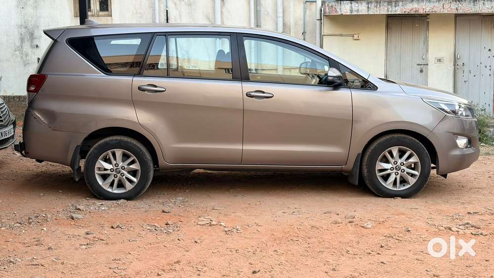 Toyota Innova Crysta 2.8 Gx At 8s, 2020, Diesel