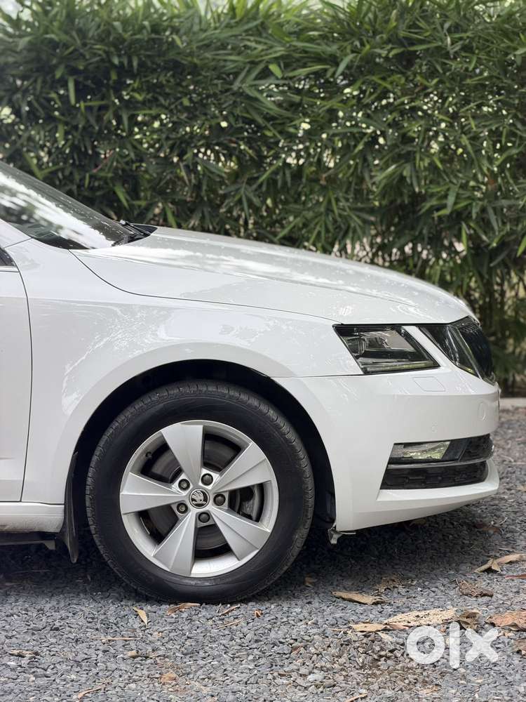 Skoda Octavia 1.8 Tsi Style At, 2018, Petrol