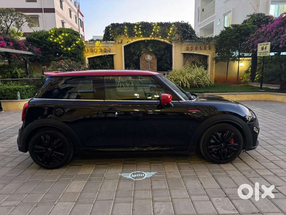 Mini Cooper 3 Door John Works, 2022, Petrol