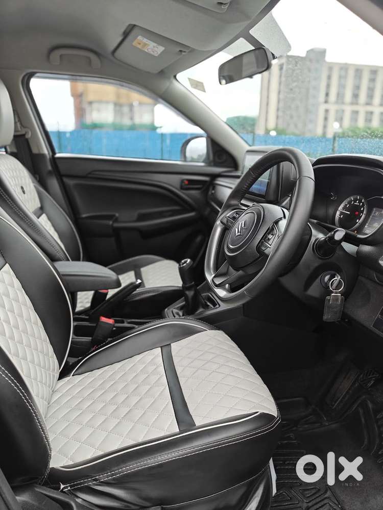 Maruti Suzuki Brezza 1.5 Lxi Cng, 2025, Cng & Hybrids