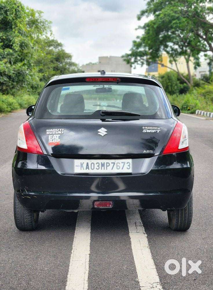 Maruti Suzuki Swift Zxi, 2011, Petrol