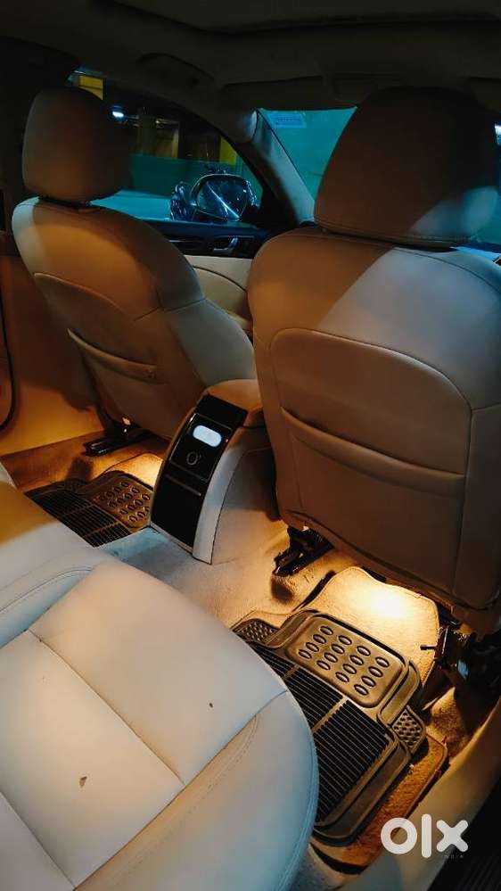 Skoda Superb 1.8 Elegance Tsi At, 2011, Petrol