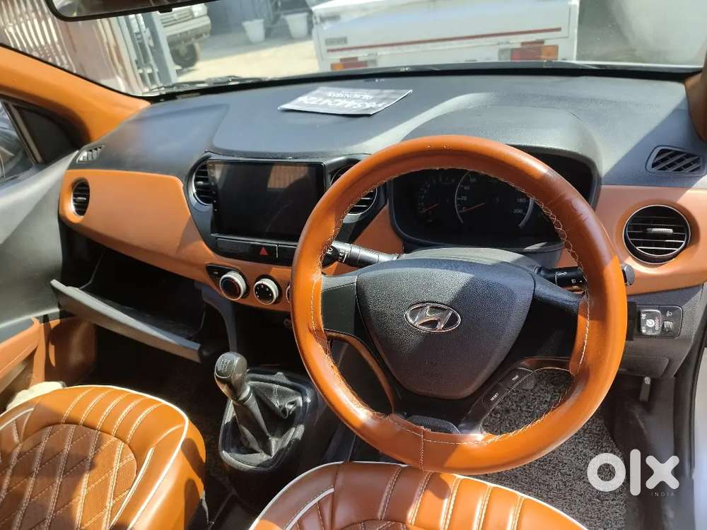 Hyundai Grand I10 (2017) Magna &ndash; Cng, Touchscreen, Premium Leath