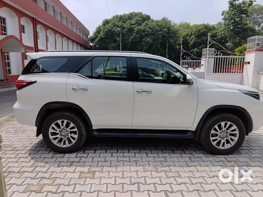 Toyota Fortuner 2024 Diesel Well Maintained