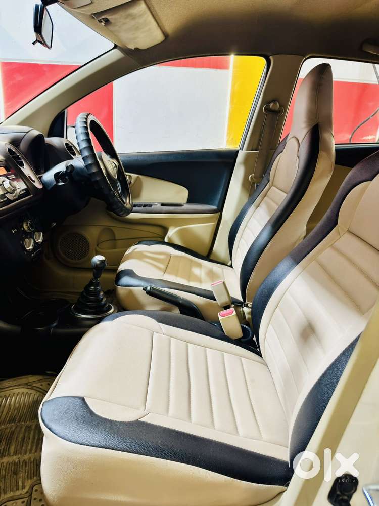 Honda Brio V Mt, 2013, Petrol