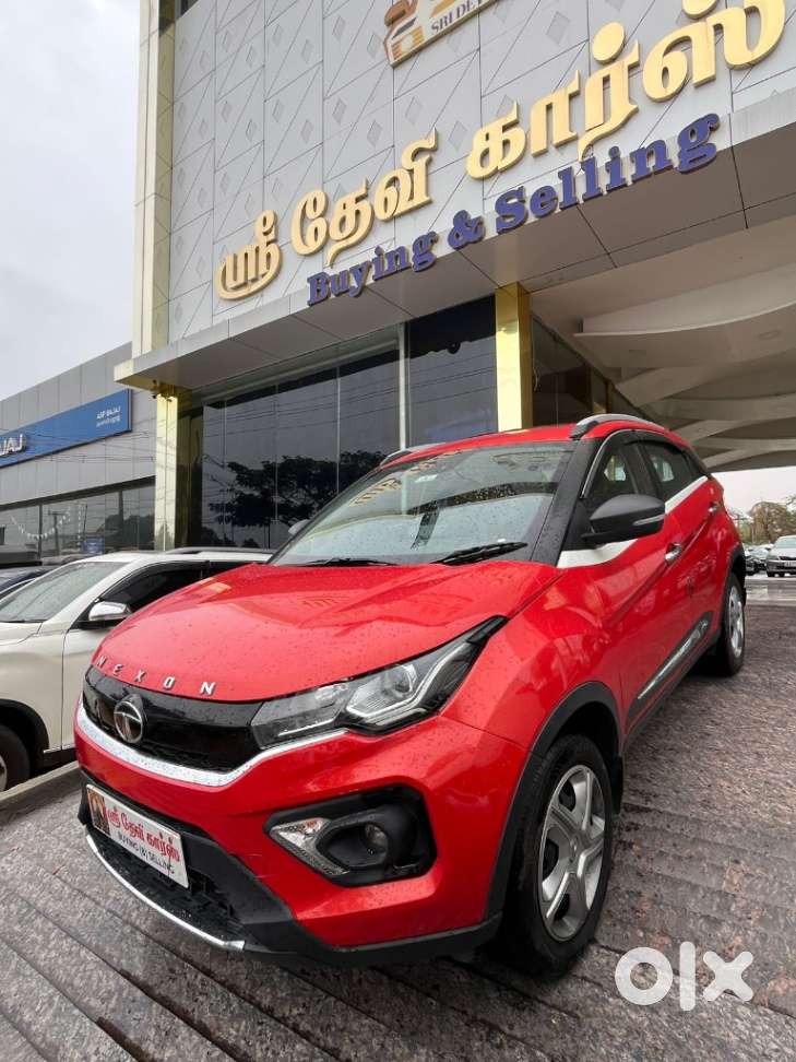 Tata Nexon 1.5 Revotorq Xma Amt (s), 2023, Petrol