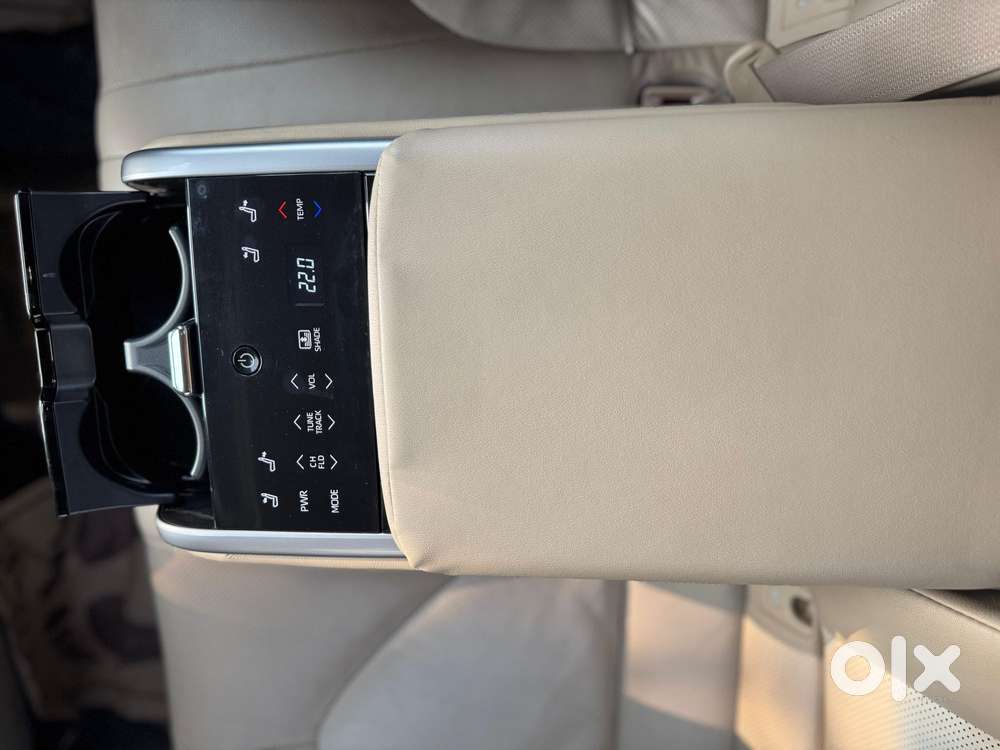 Toyota Camry Hybrid, 2021, Petrol