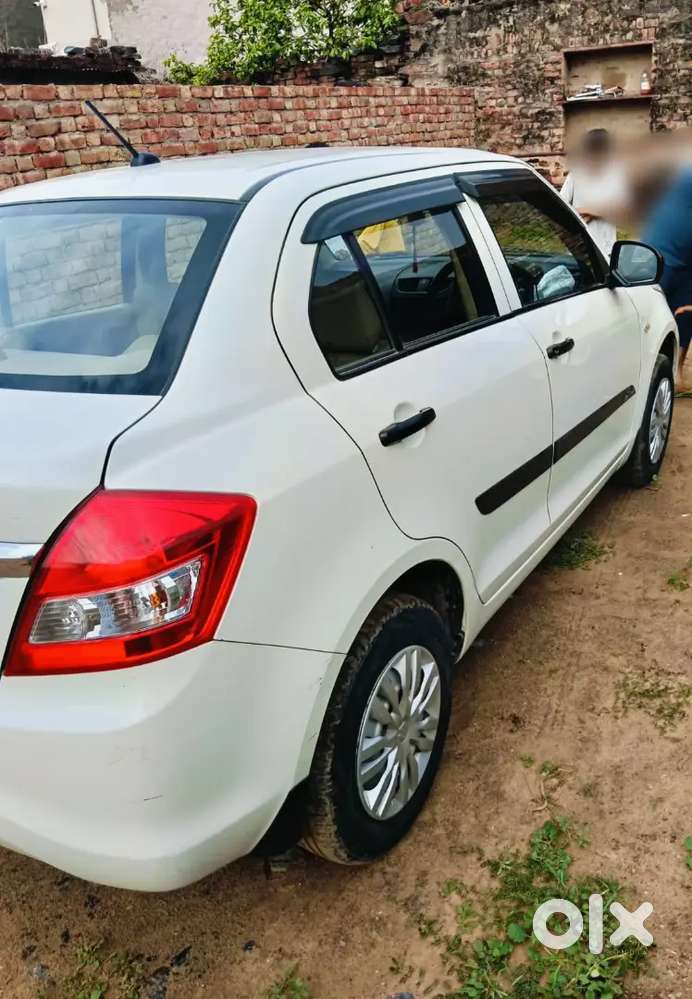 Maruti Suzuki Dzire 2022 Cng & Hybrids 61225 Km Driven