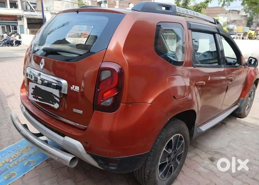 Up 24  Bedaun No. Car 2017 Renault Duster Diesel 4x2