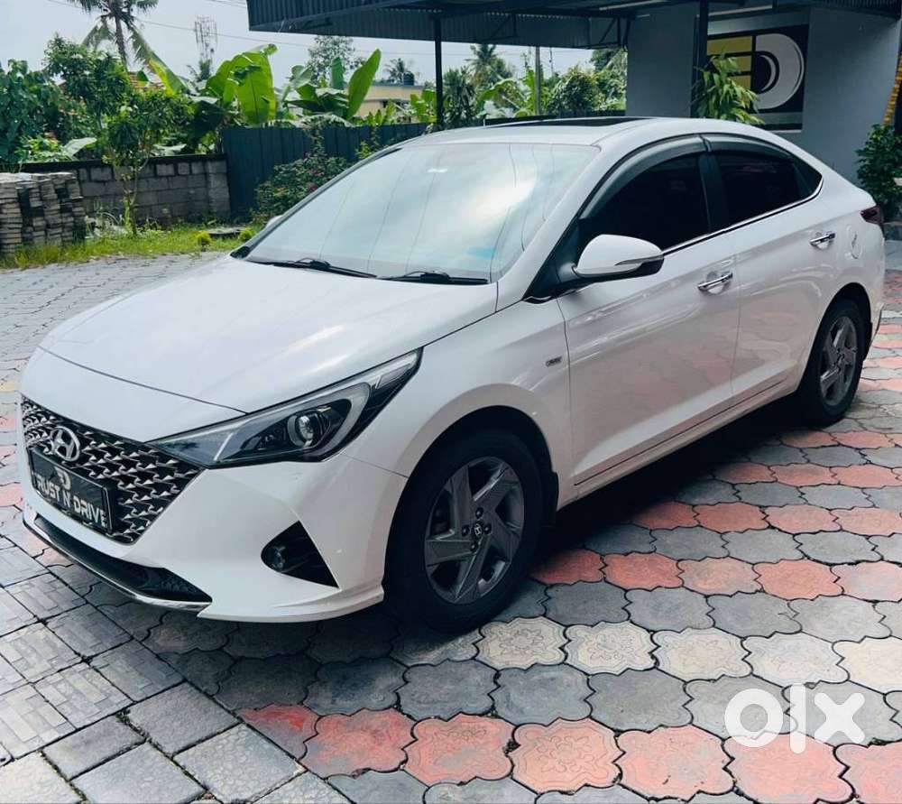 Hyundai Verna 1.6 Sx (o) Vtvt At, 2022, Petrol