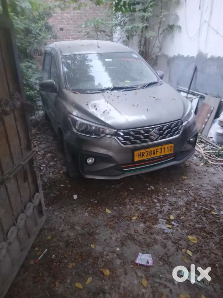 Maruti Suzuki Ertiga 2023 Petrol Well Maintained