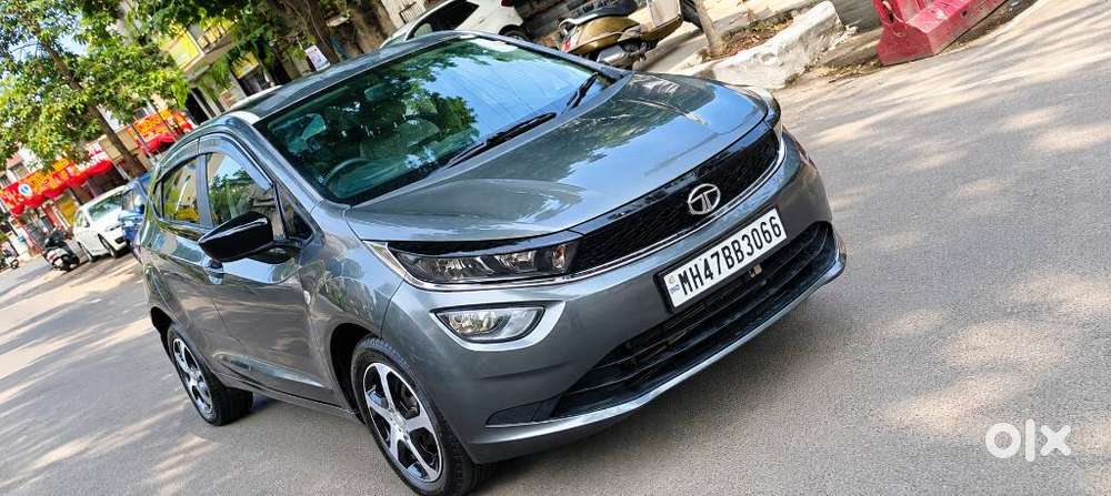 Tata Altroz 1.2 Xt Luxe Petrol, 2022, Petrol