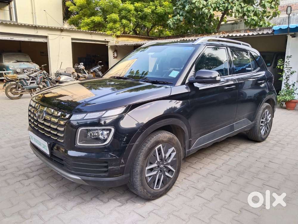 Hyundai Venue 1.0 S (o) Turbo Dct, 2024, Petrol