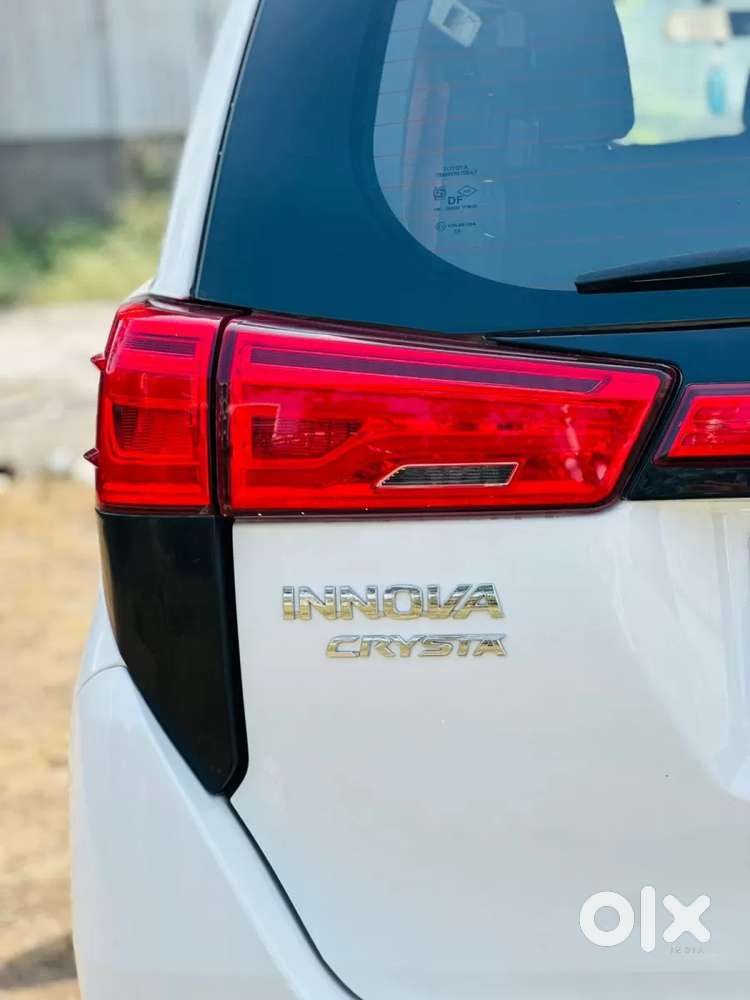 Toyota Innova Crysta 2.4 Gx Limited Edition At 7 Str, 2020, Diesel