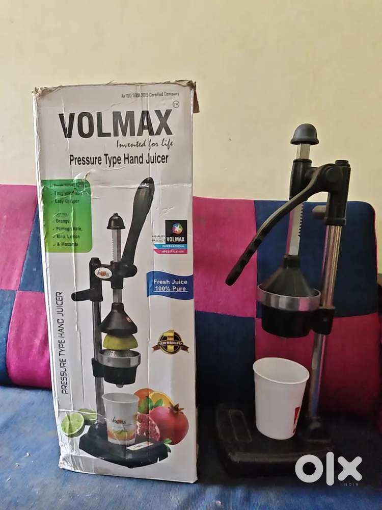 Manual Citrus Juicer