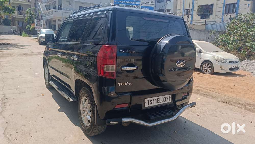 Mahindra Tuv 300 T8, 2017, Diesel
