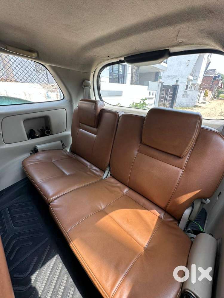 Toyota Innova 2011 Diesel Well Maintained