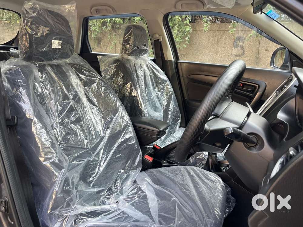 Maruti Suzuki Brezza 1.5 Vxi Smart Hybrid, 2022, Petrol